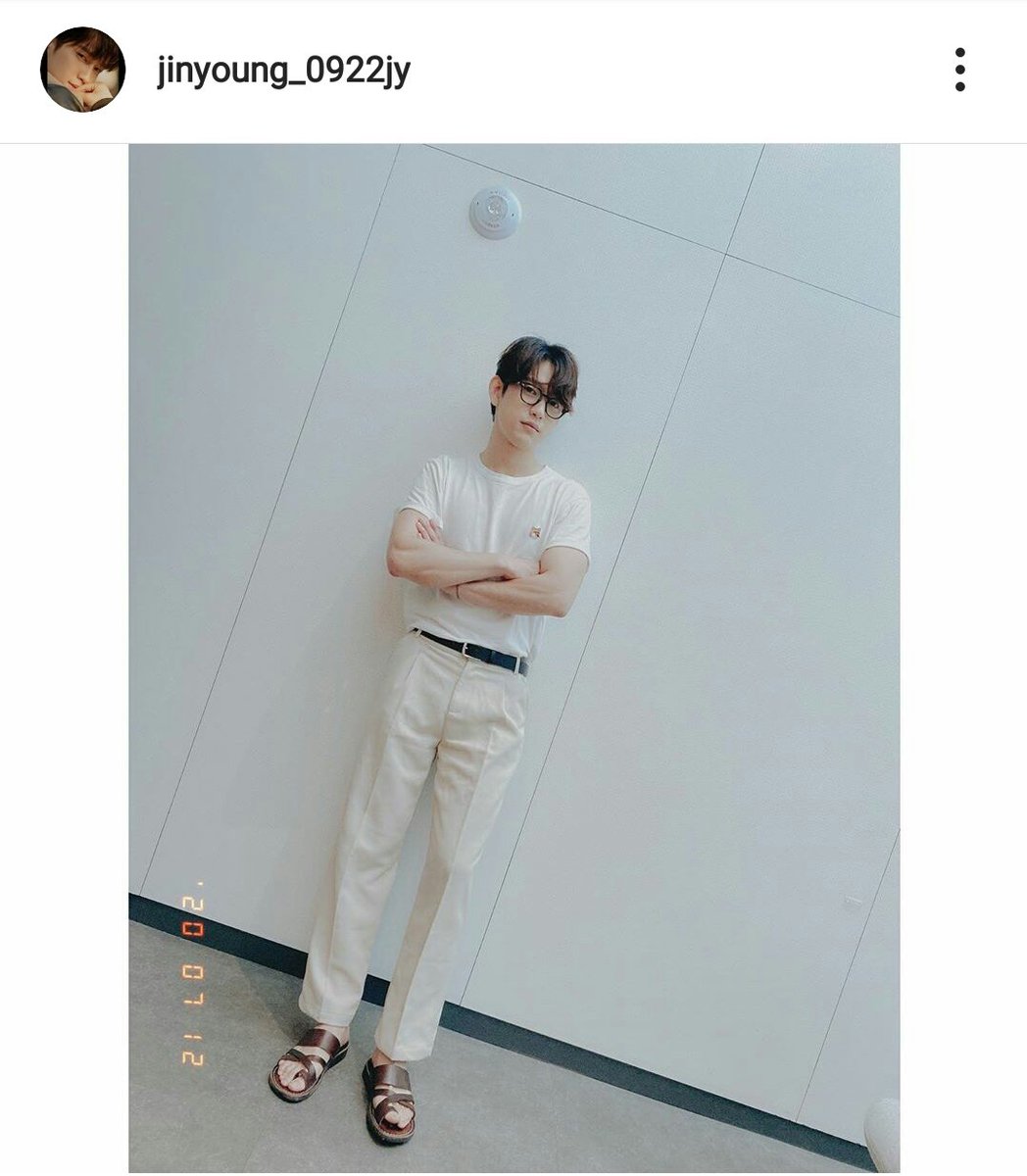 Jinyoung (1 day after) going to the same EXACT spot and taking a full body pic (too) with the same EXACT filter and also posting it on ig is definitely ig boyfriends culture   #Jingyeom  #PepiGyeom