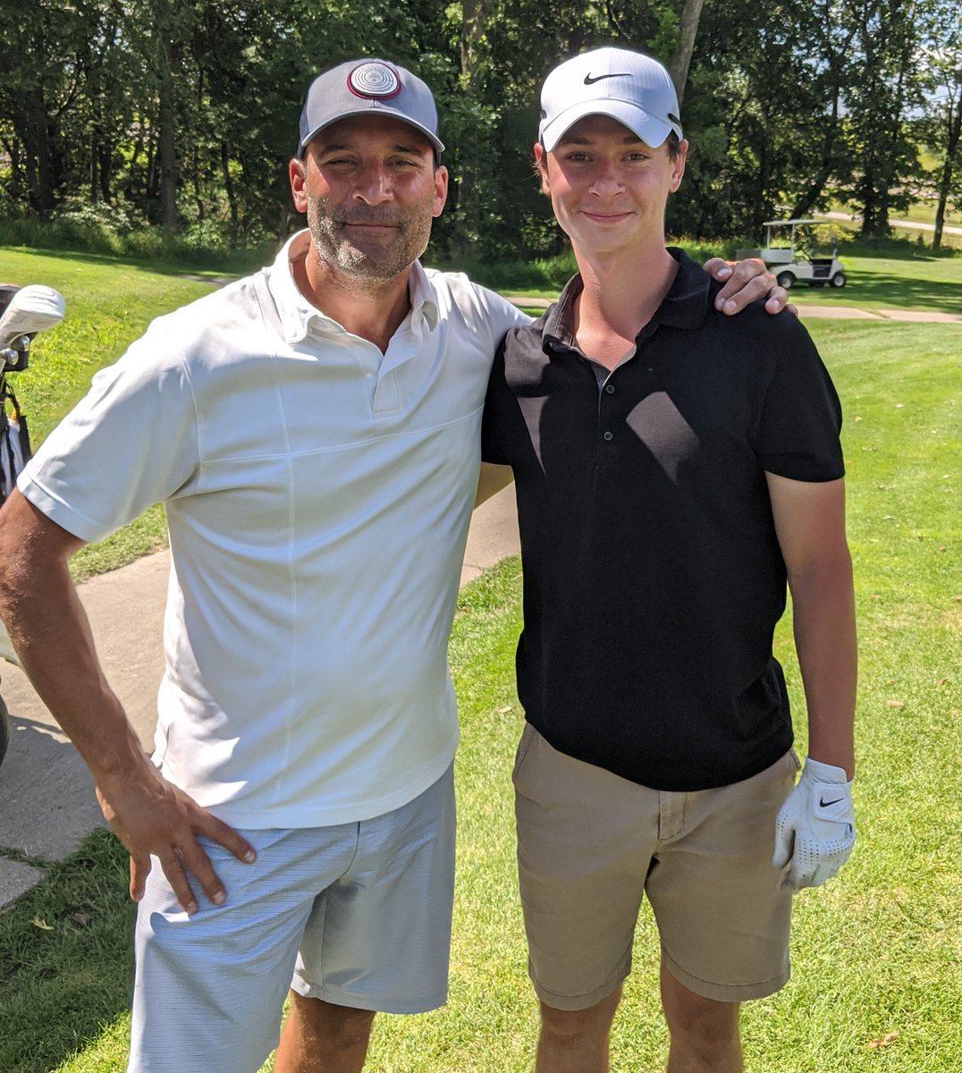 MinnStreetCup's tweet photo. Two Joes combine for birdie on 18. 1&amp;2 left 11u. https://t.co/3Cm7hDFZe4