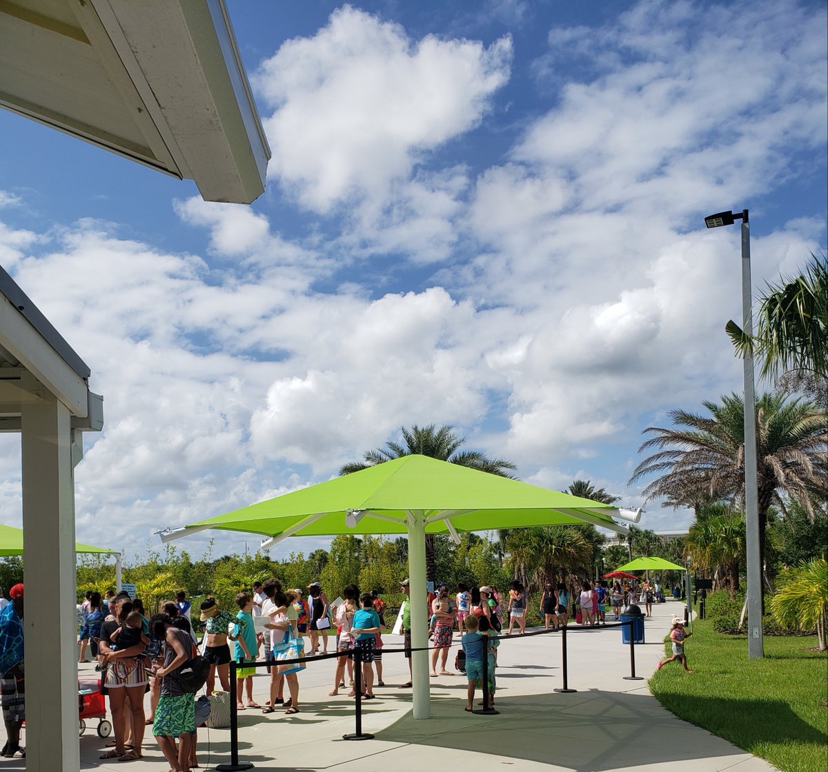 Orlando_DSA's tweet photo. ACTION NEEDED: @IslandH2OLive Waterpark management in Kissimmee, Florida is NOT enforcing the Osceola County mask order or CDC Social Distancing guidelines. Employees and attendees are being put in harm's way because of their refusal to follow the law. https://t.co/pBvtqdwciy