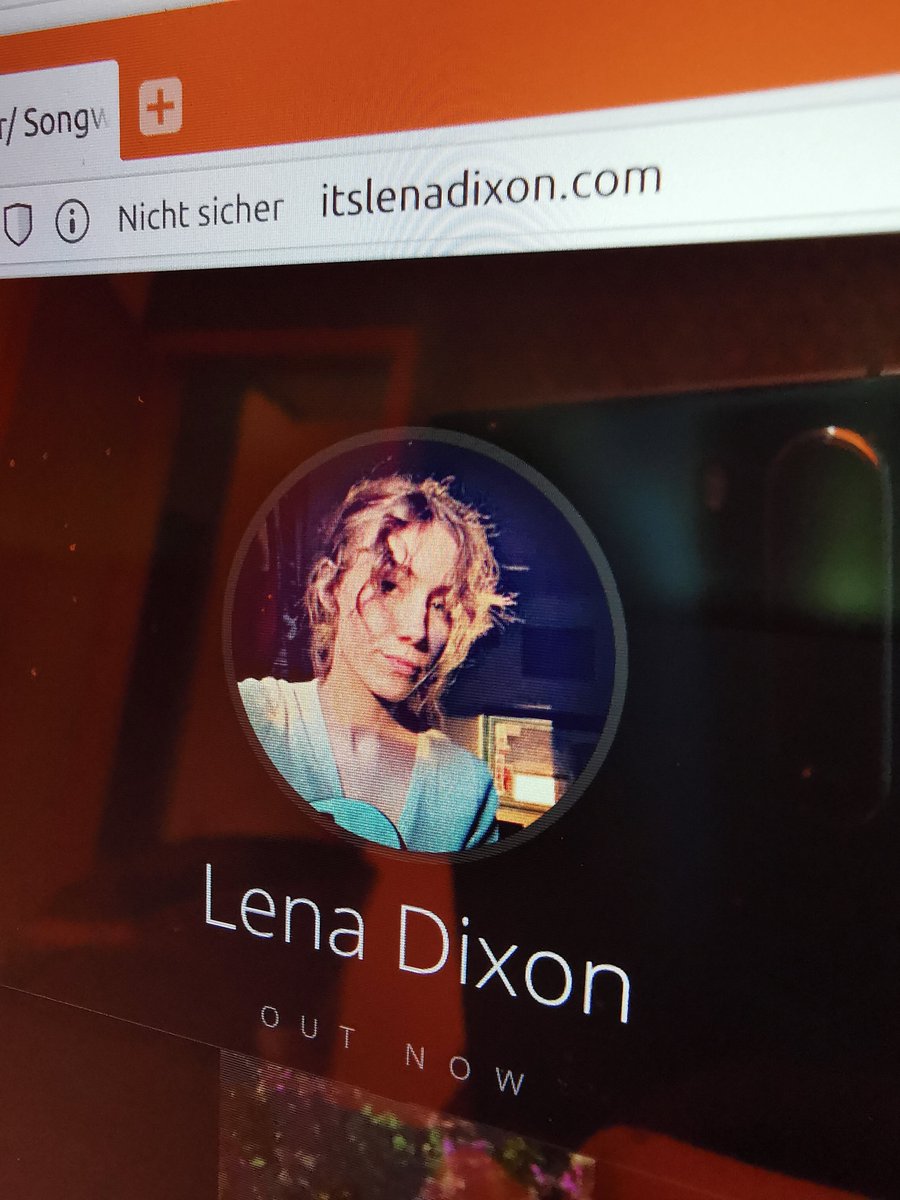 Check out this new little website some friends of mine put together. It makes finding my music and all of my socials so much easier :))
itslenadixon.com 

#web #launch #followers #domain #website #social #music