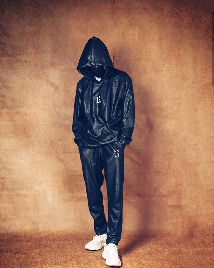 bugheurbancloth's tweet photo. Mad leather 🔥🔥
W a y w a r d l i f e s t y l e 
 
You can shop this and more urban clothes from us. We are just a dm away 💪
#bugheurbanclothing channels TV #Entaglement #RejectNigeria solanke Denial #MUNSOU https://t.co/STMQElLG2k