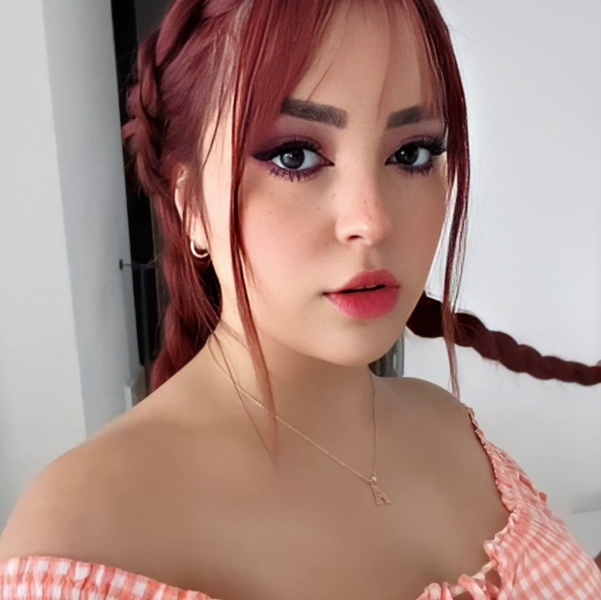 _ariqueen's tweet photo. vean lo preciosa que es 🥰 https://t.co/53OWuoHQLl