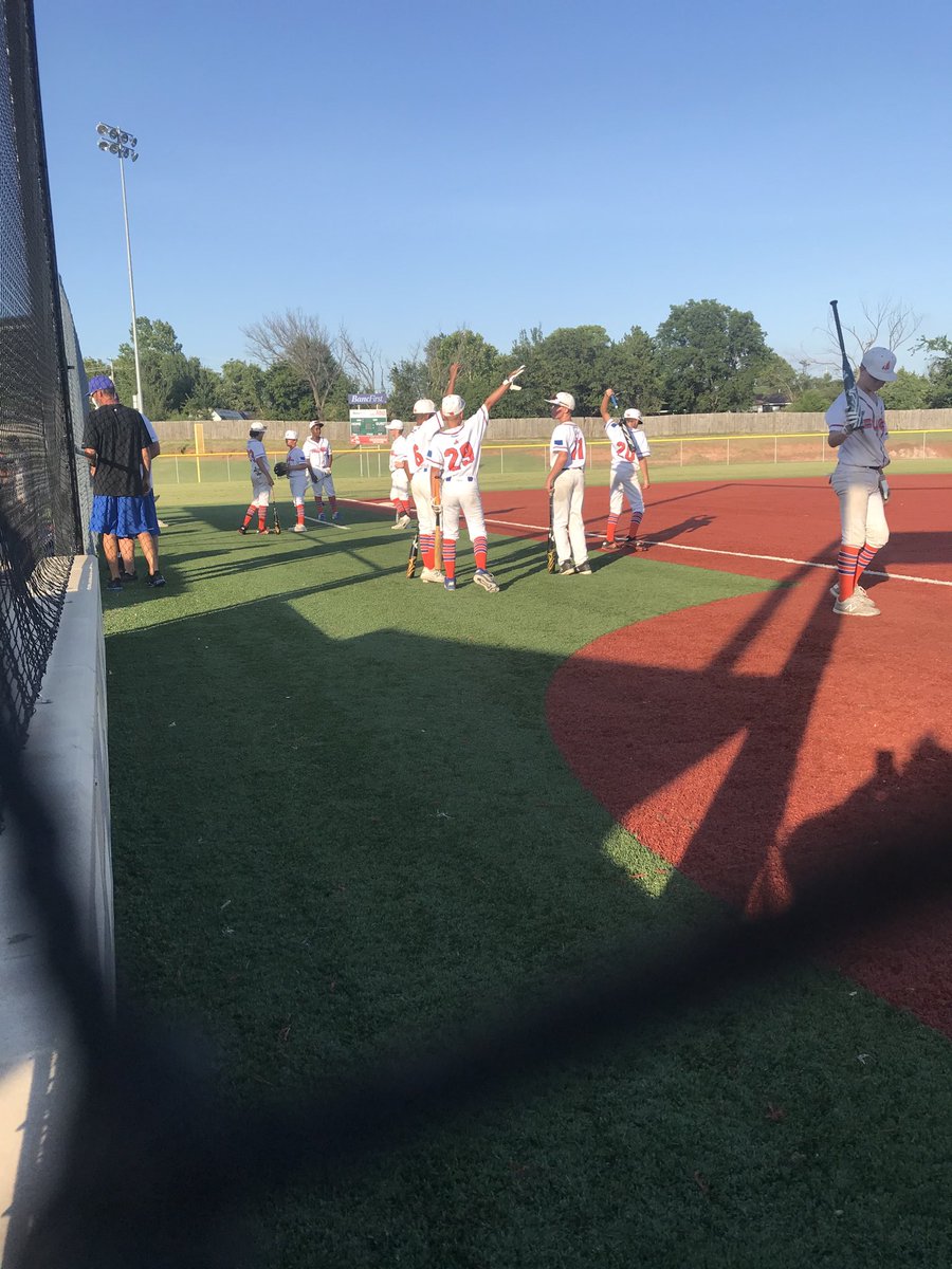 BentleySeeberg5's tweet photo. Grind Time Combat World Series Championship Game! GO FOR IT! #FUELNATION #GRIND https://t.co/KOBznA55fA