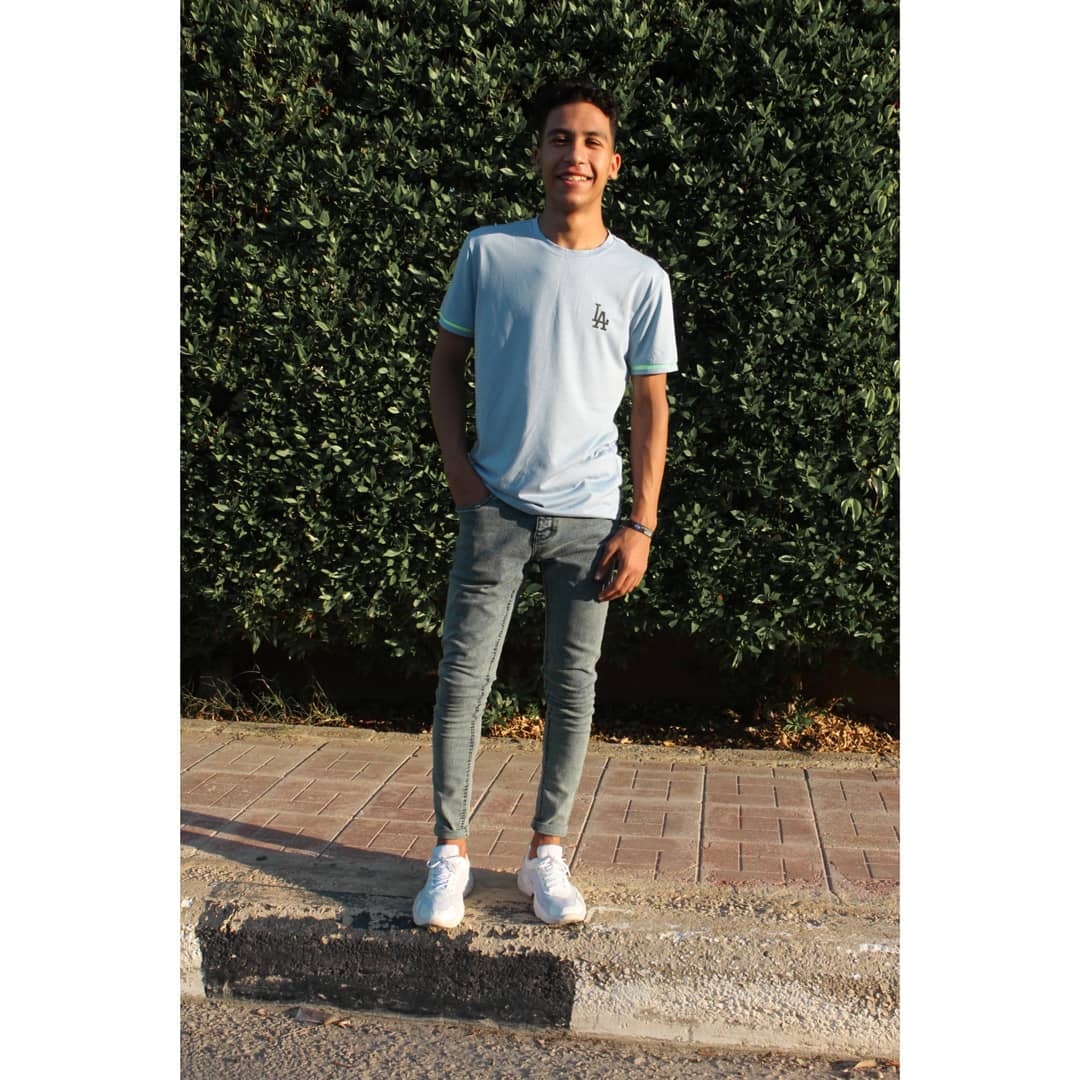 radwanmo7amed's tweet photo. كلها عمدان مخبوطةة ف تحاسب وانتت بتسند🔱🤍🔱 https://t.co/1ajsMVc19l
