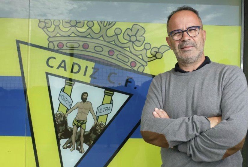 juanjo_ramos's tweet photo. El que no servía, el que solo valía para entrenar en Segunda B, el que le quedaba grande el Tenerife, el que no jugaba a nada, el que no encontraba equipo, el que fue maltratado en Tenerife porque somos unos desagradecidos. 

¡Felicidades Álvaro Cervera! 
Tu Cádiz es de Primera. https://t.co/VTsyeQsM6g