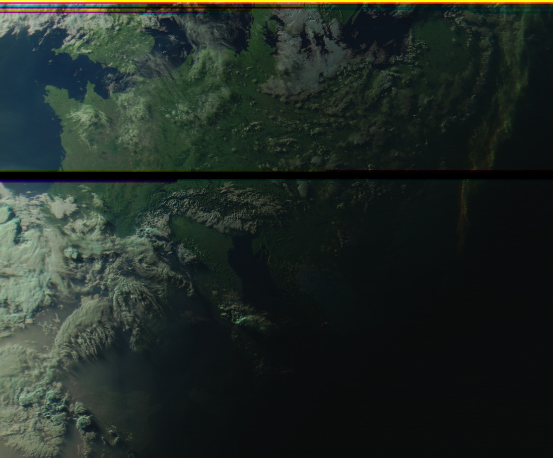 Grs ha EA5WA Juan Carlos, por animarme a construir la antena QHF, la primera imagen descargada esta tarde noche del SAT Meteor M2, @ea5wa #amsatea #antenaqhf #amsatea #meteorm2