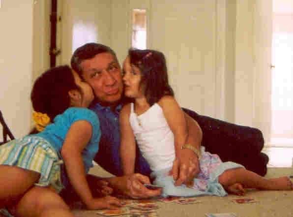 natashamolinaaa's tweet photo. covid took u from us but atleast we get to keep the memories we made forever, rest easy abuelo 👼🏼❤️ https://t.co/cBNwH1SQOS