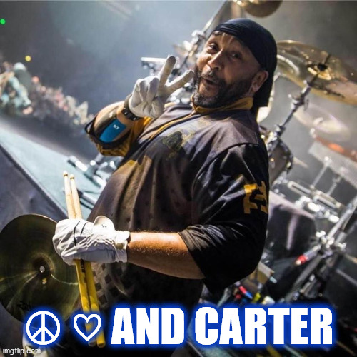 Nikton41's tweet photo. #PEACE #LOVE #CARTER #CarterBeauford #DMB #DaveMatthewsBand #Chimp #Chimpanzee #Monkey #ShakeMeLikeaMonkey #Guitar #LoveMe #Forever #ImYours https://t.co/RUirZFzGcC