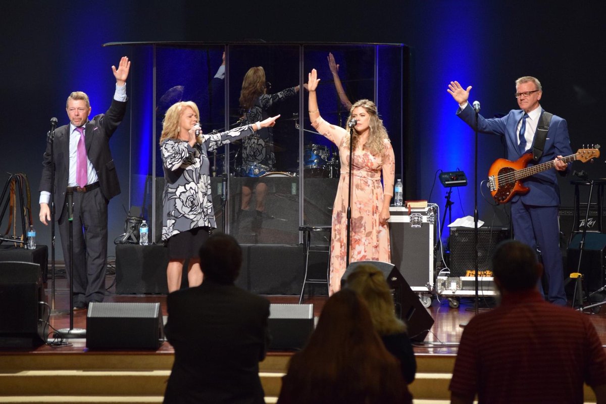 ShepherdsTweet's tweet photo. We enjoyed being back at Mount Holly COG in Carrollton, GA! Always enjoy  being with our dear friend Pastor Guyton. https://t.co/6lrzwa9Cyu