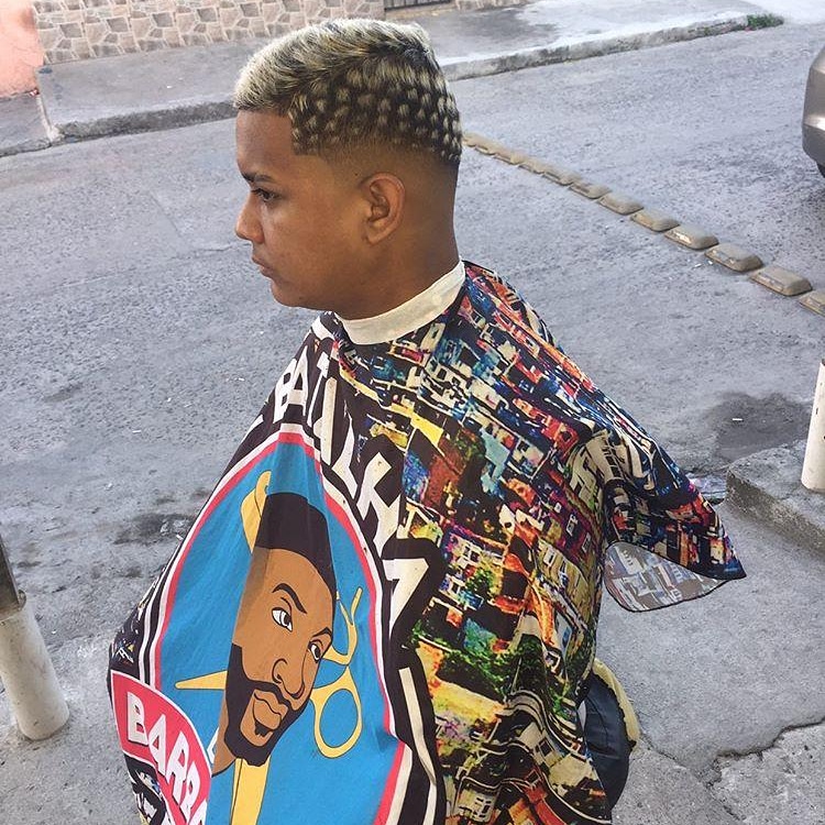 Lcducorte01's tweet photo. Não entro em campo só por brincadeira rs ! 🥵✂️📏💥🤾‍♂️ https://t.co/I9egmvN4kd