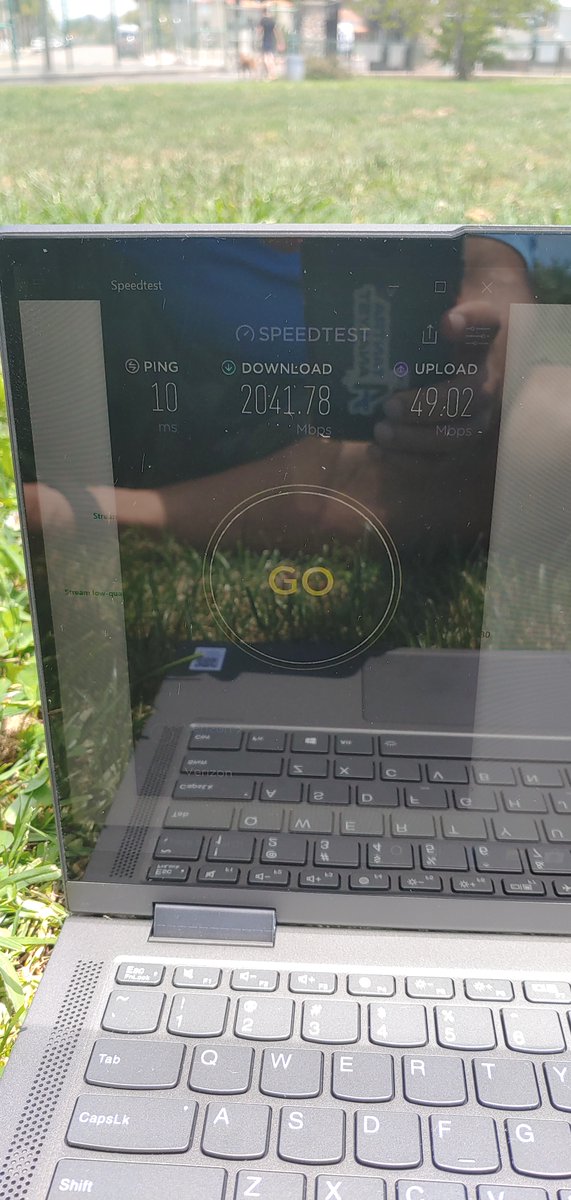 MyTechMusings's tweet photo. 2Gbps speed on a laptop.. got to be a #5GPC .. Yup got it on my @Lenovo #Flex5G on @Verizon #5G live network in #SanDiego
#acpc @Qualcomm #snapdragon8cx @Verizon5g @Arm https://t.co/7aNGdl53L2