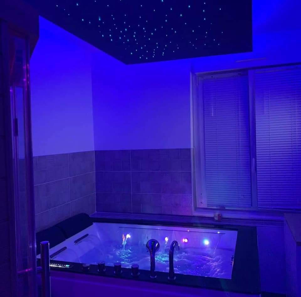 INTERIORPORN1's tweet image. This is an absolute vibe 🥰