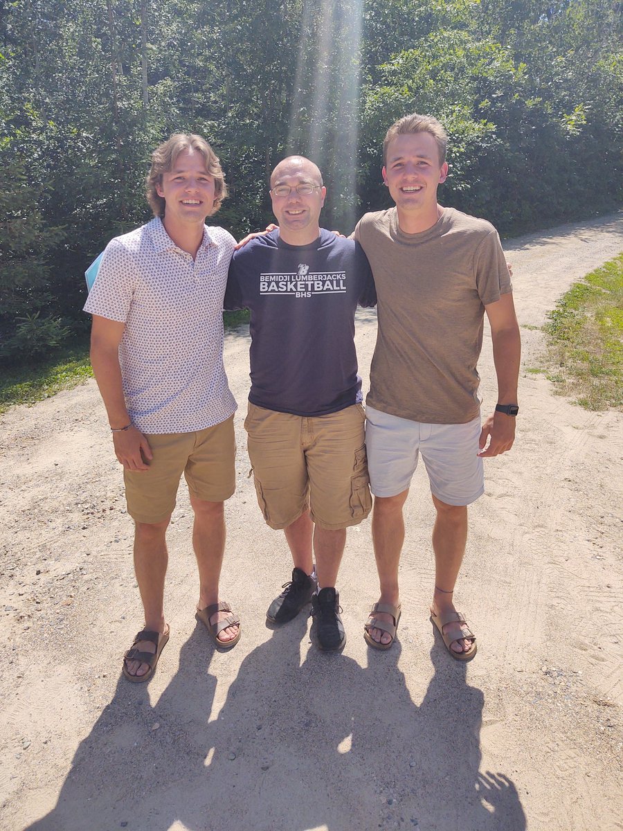 CurtisJoeRadio's tweet photo. Congratulations Ben and Si 🎉 It has been a blessing, privilege, honor, and a pleasure to call some of your games the past few years. I look forward to seeing what you do at Colorado Christian University. God bless! https://t.co/0NPSIanOh0