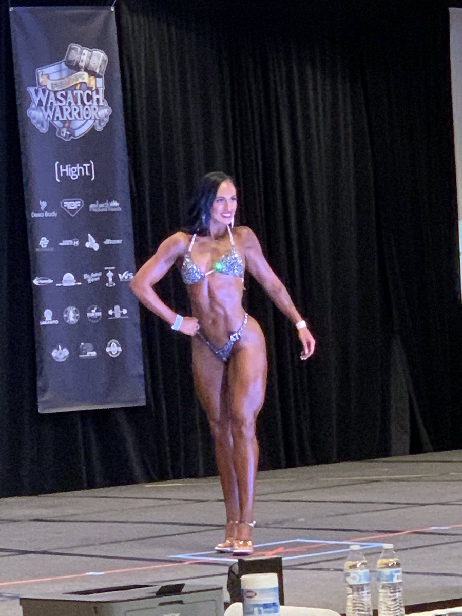 jordyn_olson17's tweet photo. Well I freakin did it!! Prepping for several months for this show. In one of my classes I placed 3rd ❤️💪🏼 https://t.co/nPUoIJcL1R
