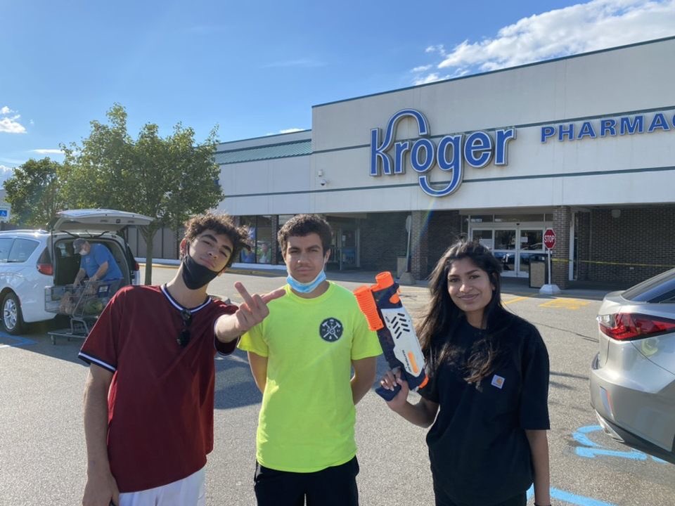 THSWaterWars20's tweet photo. Amrita of squirtington got out Omar and Ahmad of wet dreams https://t.co/z2qQZLR6DU