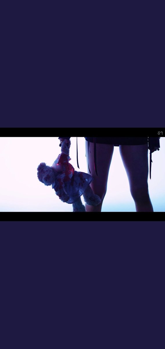 Melted_Flake's tweet photo. @RVsmtown Q1) c) Crawling
Q2) a) A Skull 
Q3) d) Teddy Bear

#RedVelvet_IRENE_SEULGI   #레드벨벳_아이린_슬기   #IRENE   #아이린   #SEULGI   #슬기   #RedVelvet #레드벨벳 #Monster #MonsterMVQuiz https://t.co/RFRUJDNnEJ