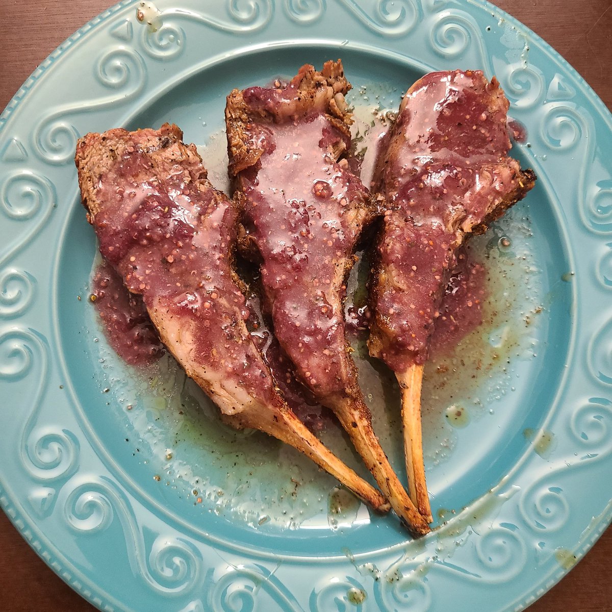 MrsAngryArtist's tweet photo. I'm an untrained, home chef. I love making nice food for my family. @GordonRamsay , how would rate my lamb with cabernet sauce? https://t.co/WeDMeVq9Zp