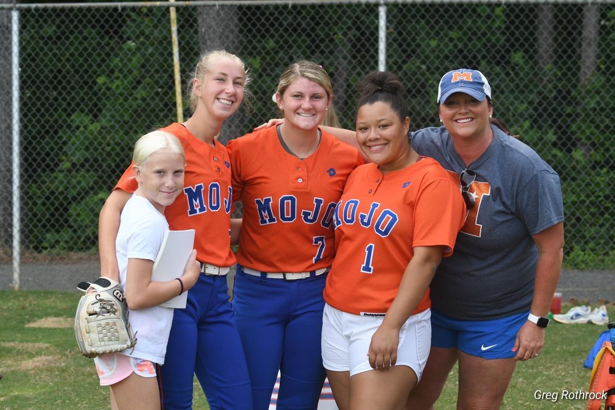 nicolehess05's tweet photo. What a really fun weekend watching @MojoFisher04 and spending time with fantastic families. Shoutout to @rothrock03; thanks for all you do for #5. So thankful to spend quality time with @taylor_hess5. Cherishing every moment. #fishkids #deangelosanchez https://t.co/HX3uFTJ2Ym