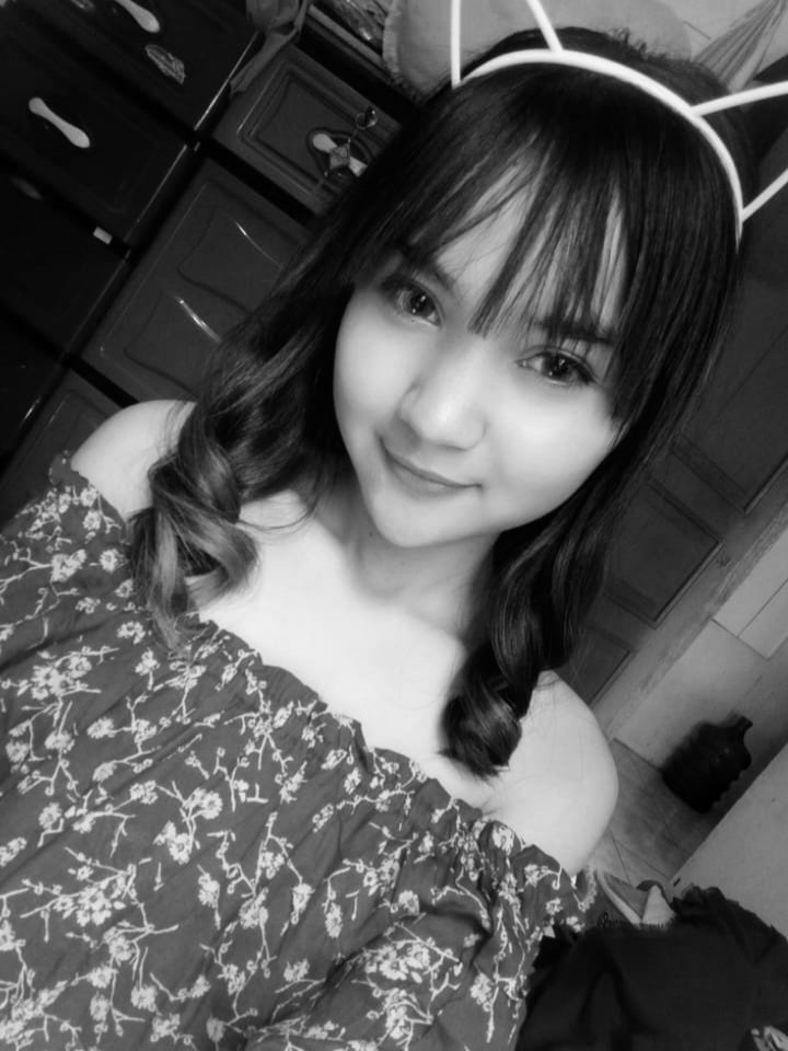GuaNgomong's tweet photo. #SetorFotoBW dari tadi mikir BW itu apa setelah lihat lainya baru paham 😂 BlackWhite... .
Astaga 🤣 https://t.co/Ki3eqAFAMd