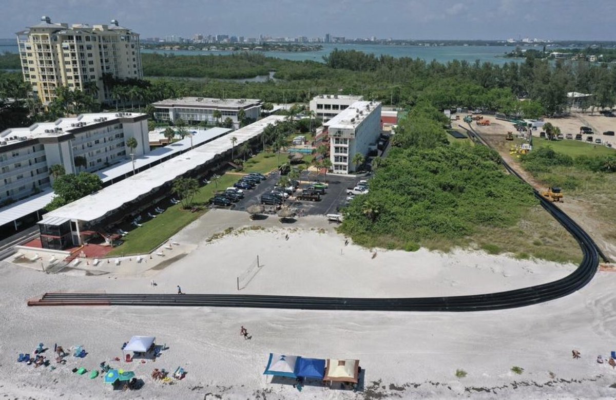 tbenderphoto1's tweet photo. #HTPhotoGallery #PHOTOS
#Sarasotaโs #BigPass to be #Dredged
moving some 710,000 #cubicyards of #sand from #BigPass to a 1.56-mile stretch of #LidoBeach #HTNews
https://t.co/FUwDrnQF18
#ReadAllAboutIt By @EmilyWunderlich
@HeraldTribune
https://t.co/hnlh2uU10F https://t.co/yPZUc8MBp1