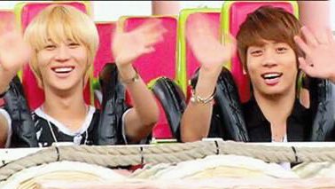 the before and after of taemin’s rollercoaster ride with jjong