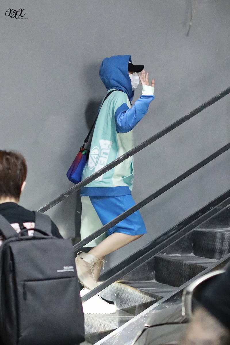 [🌧:200713] work 

(C) BeforeSunrise | 刘雨昕 , XXX | 刘雨昕

#LiuYuxin #刘雨昕 #The9 #TheNine #Xinliu #류위신