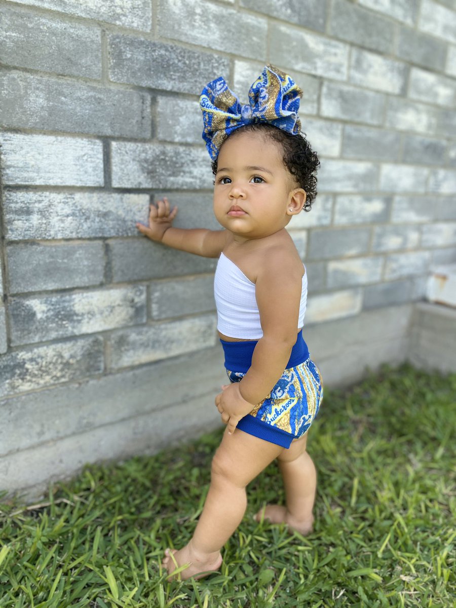 CheyNicole04's tweet photo. Happy 1st Birthday to my perfect baby girl!! 😽 Octavia LeiRaigh💕7/12/19 https://t.co/hd3PVhJ31d