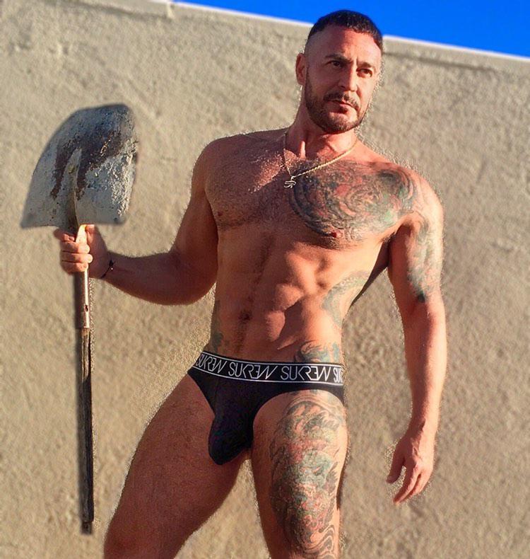 muscledads's tweet photo. 🔥#oscarmarquezxl 🔥 https://t.co/k7lVcQoOMD https://t.co/4K7iVMRQnq