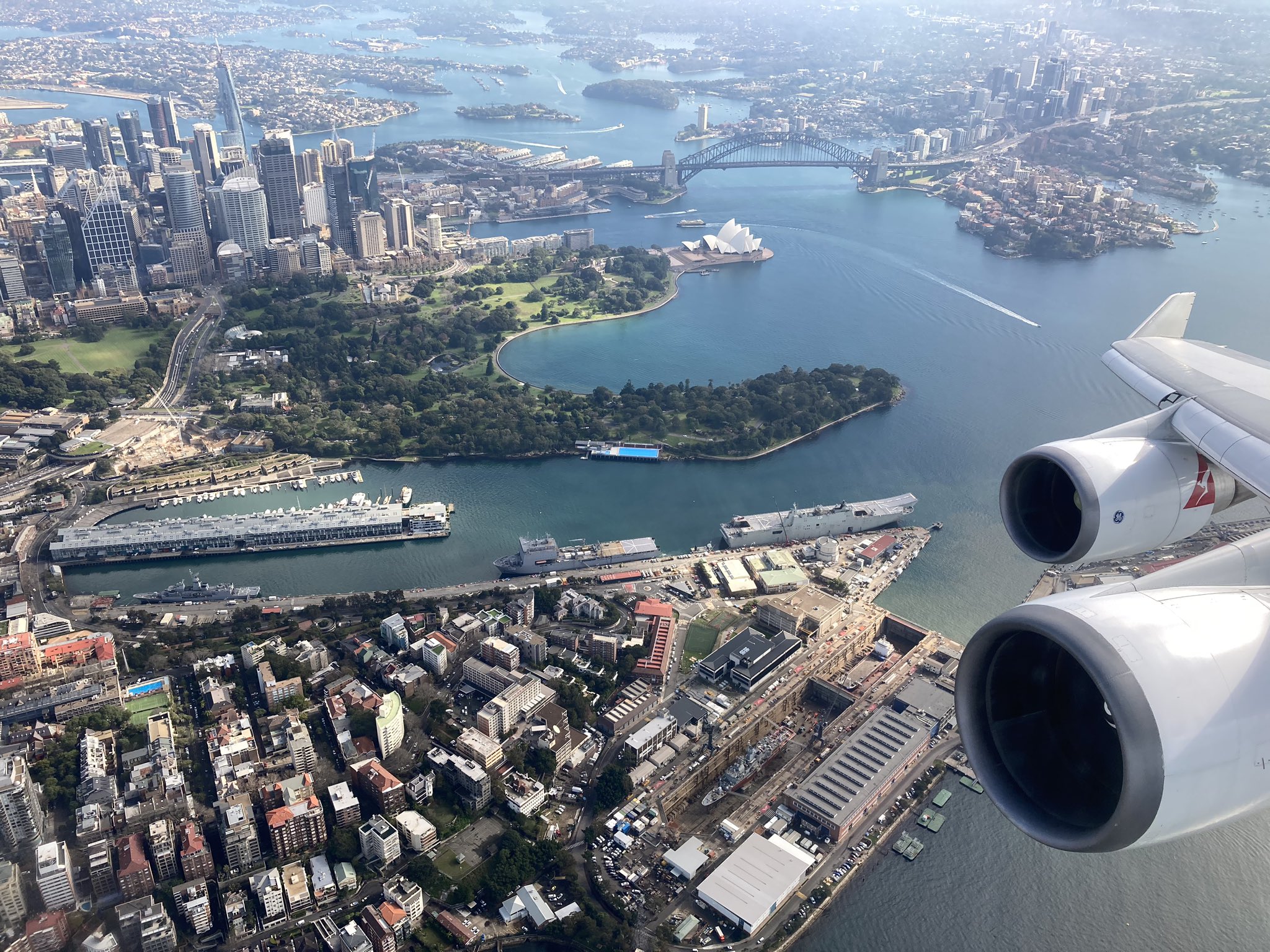 Qantas 747 Sydney Harbour