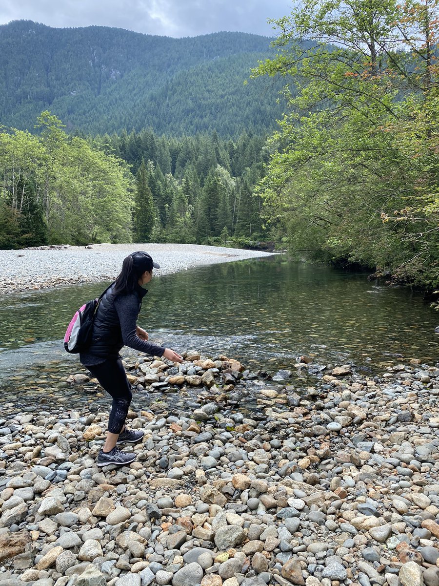 RajiNibber's tweet photo. Beautiful weather to explore the outdoors this weekend. Really appreciated how everyone was practicing safe physical distancing. 
#weekendgoals #unplug https://t.co/kSUlZ8LU35