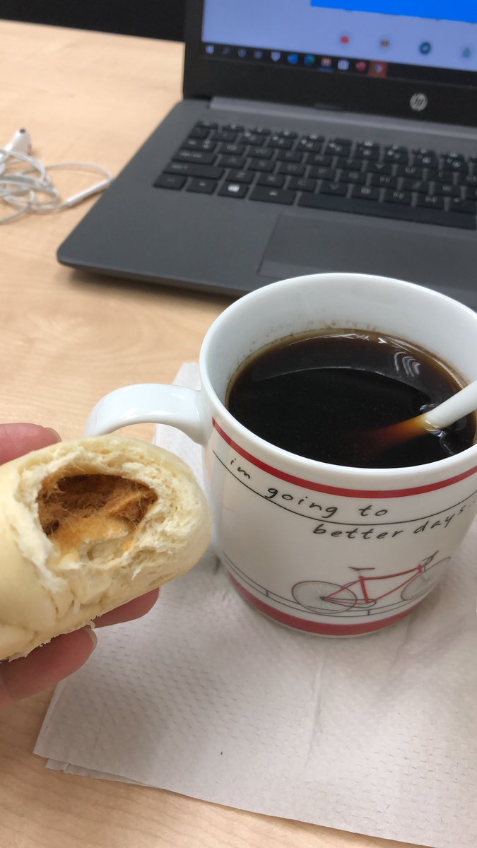 ONGINSHAN's tweet photo. 早餐吃着自己做的包子
感觉自己很幸福
再多的担忧 多是自己想太多
与其想 不如慢慢学会应对
如果当下不行 那就随它吧
做现在想做的 跟着感觉走 https://t.co/2UUg0YoNRW