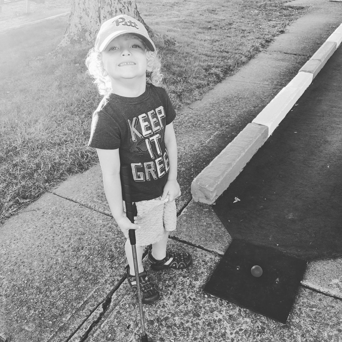 DreamBigDad's tweet photo. Goopygulping https://t.co/Ae2UIzpimi