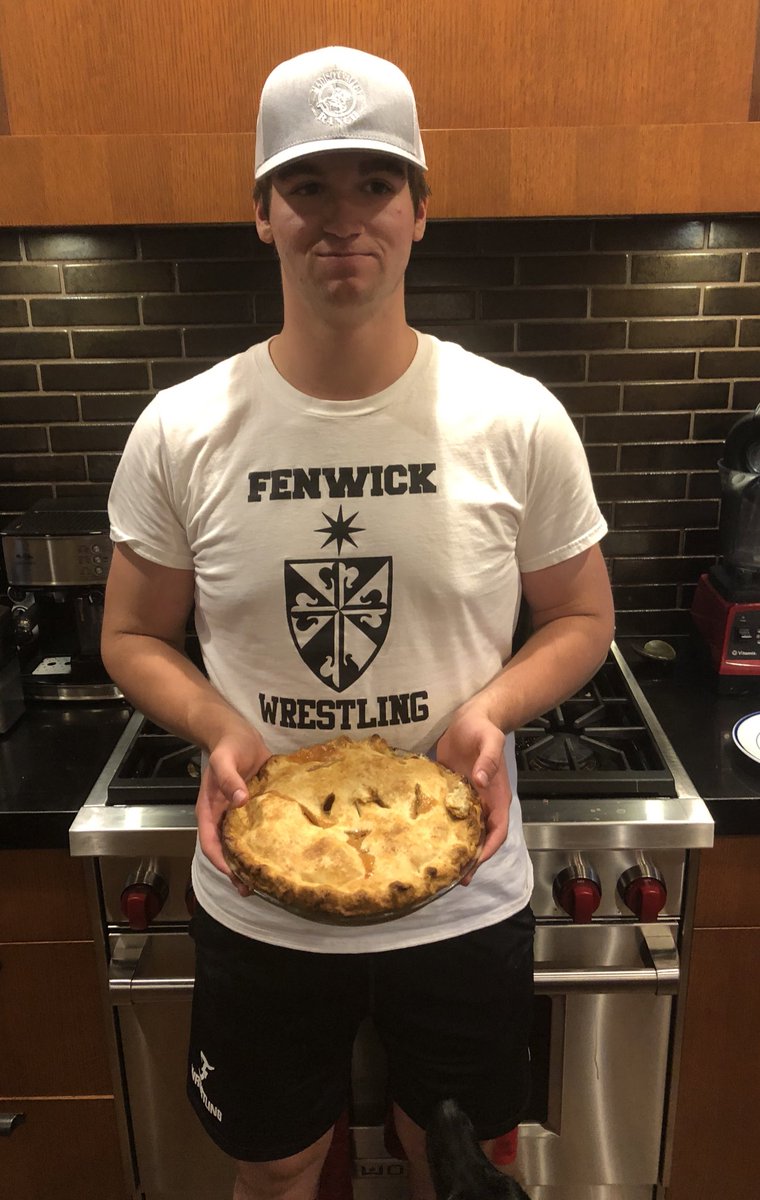 BMcGee75's tweet photo. Peach pie from scratch at its finest https://t.co/sGggWYVo3s