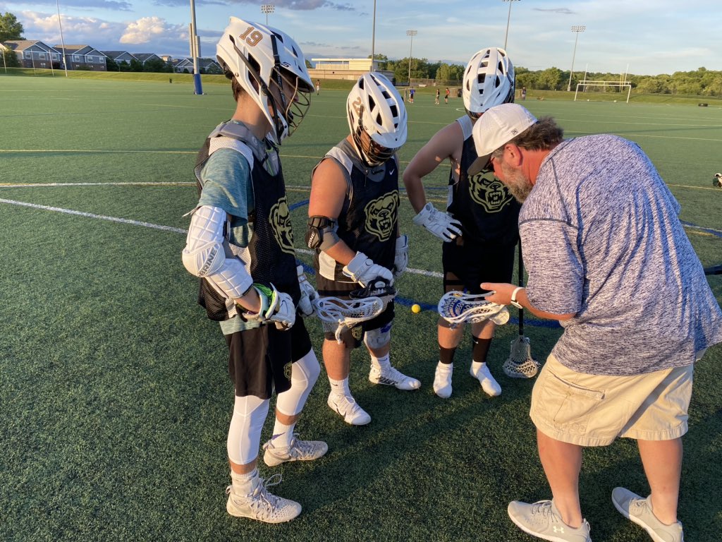 COME AND SEE - If you’re interested in playing college club lacrosse and you attend Oakland University, Sunday nights Upper Fields at 7 pm .. check out oaklandmenslax.com