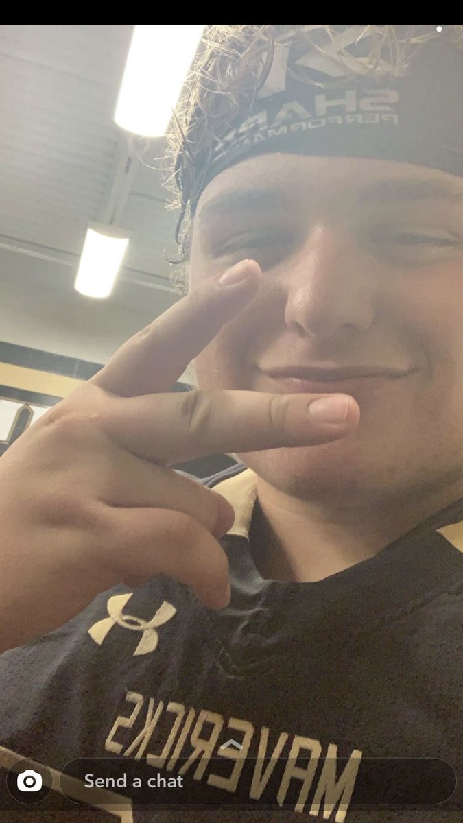 smsokoll's tweet photo. HAPPY BIRTHDAY TO MY BEST FRIEND!!!🎉🎊🎉🎊 i hope you have the bestest 19th birthday ever! i appreciate having you in my life! i wish you the very best in SD, you’re going to do great things there!!! https://t.co/eUM0WUN9QH
