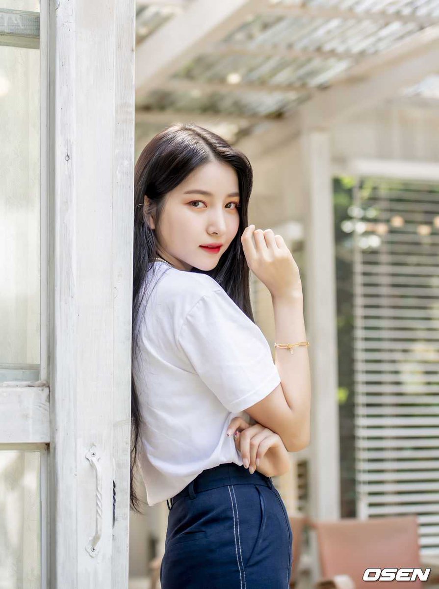 GFSquad__com's tweet photo. [OSEN] @GFRDofficial #Sowon for 'Star Road' On-Site Photo Sketch! (1)

Link: https://t.co/e6zDrhAn0x

#GFRIEND #回_Song_of_the_Sirens #APPLE https://t.co/xXbFiViKCY