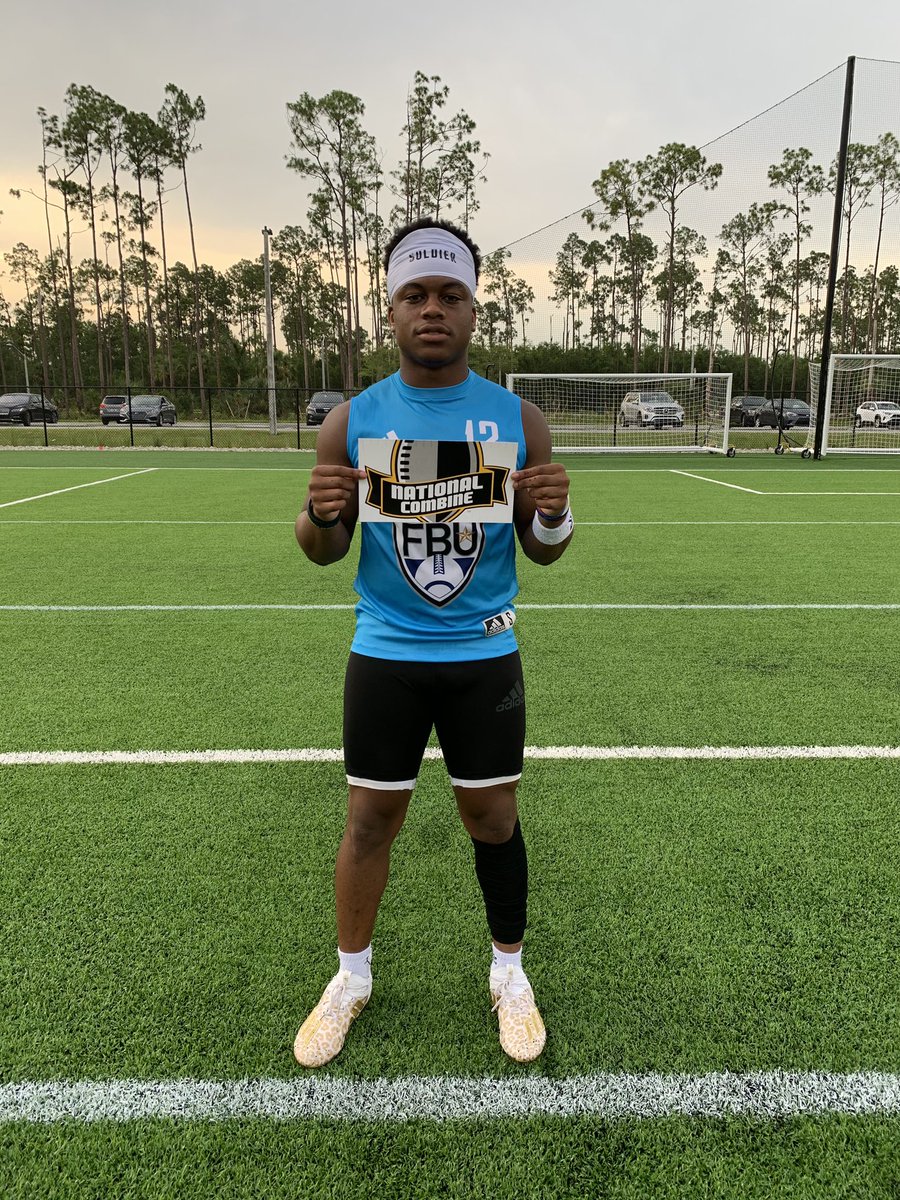 khalileason2's tweet photo. National Combine ✊🏾 https://t.co/BHUYawgV4w