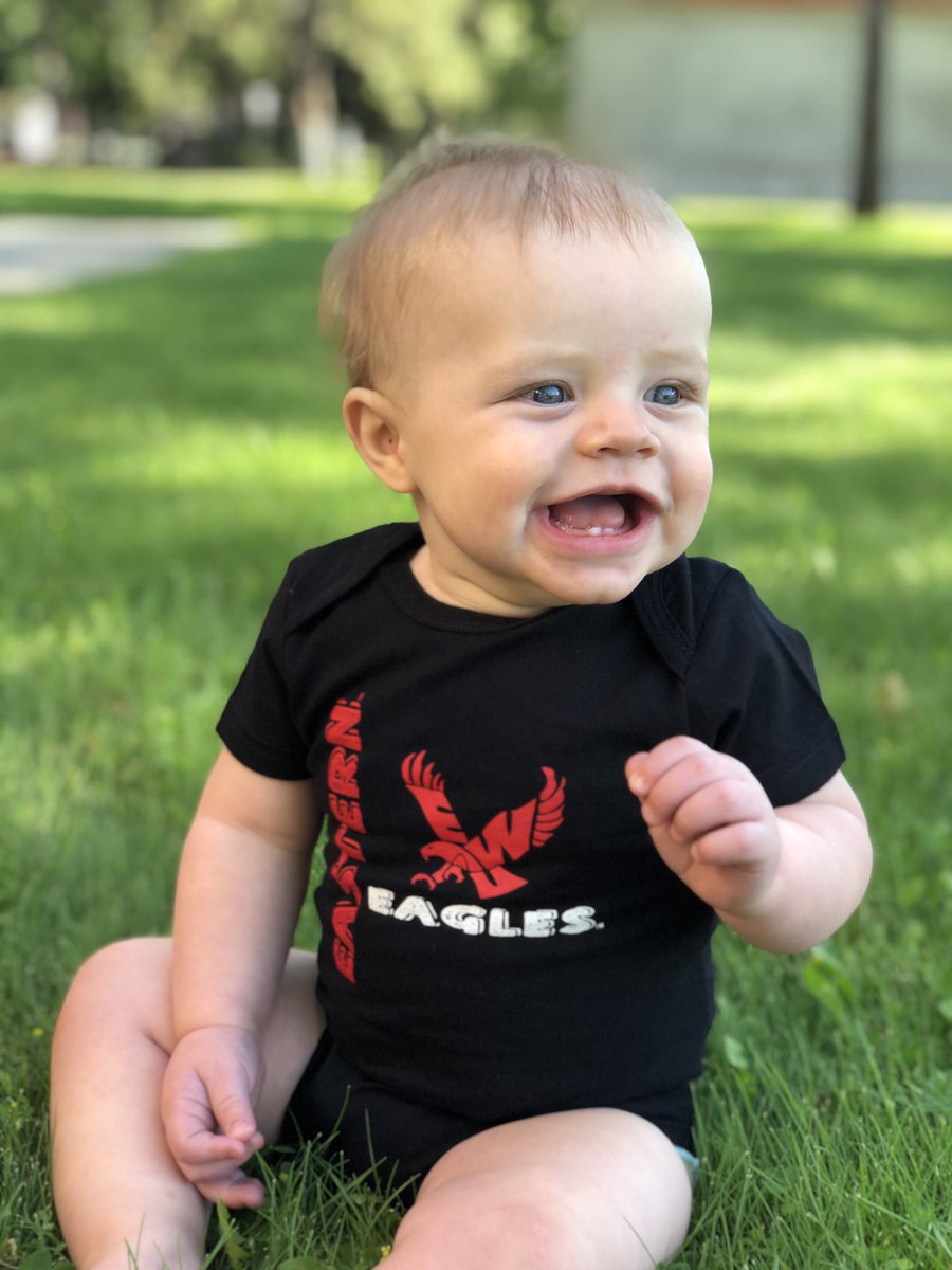 EWUEagleStore's tweet photo. Summer weekend vibes ✌️❤️🦅  
Snag this 3-pack onesie set here: https://t.co/2m71B99w31

#GoEags #EagdOut #Eagle4Life #FutureEag https://t.co/95q2uAGH8Y