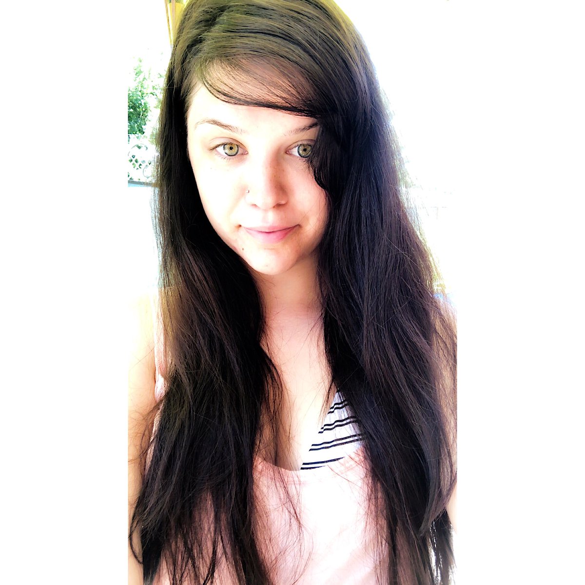 Astro_Fash's tweet photo. “sToP pOstINg SeLfiEs uR aTtEntIOn hOriNg “
Look, idc 💅🏻
It was 💯 today. 🥵 🔥 #nomakeup #selfie #threadedbrows https://t.co/LMqjjXPPRi