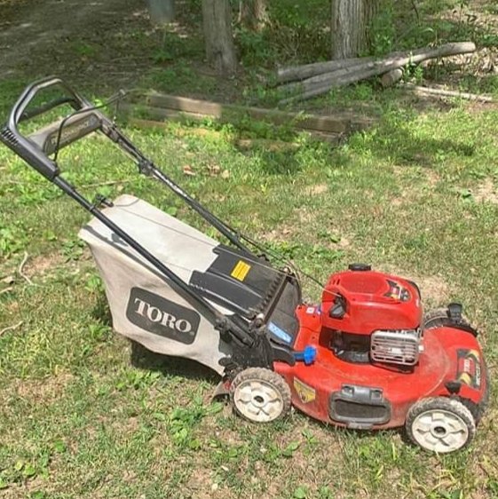 CursedFb's tweet photo. @CursedBoomers I wouldn't be surprised if he was selling it on facebook marketplace https://t.co/wPajIGYyOI