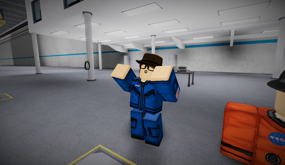 Jennybean On Twitter Okay I Found The Coolest Space Group On Roblox They Focus On Educating In An Accurate Way Have A Zero Gravity System Roles And More And Guess Who S The - no gravity space roblox