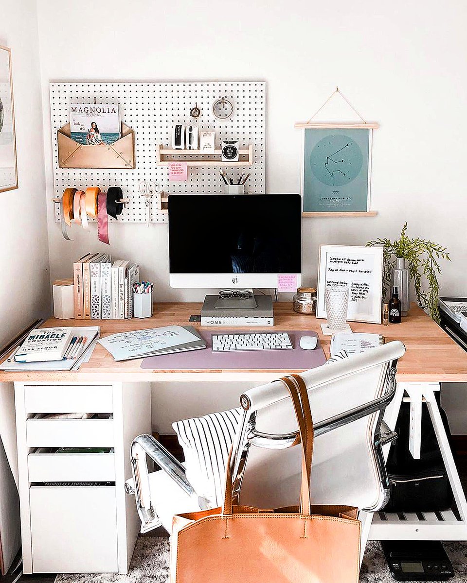 thecompanycebu's tweet photo. Declutter + customize your work station and experience better productivity! Here in our co-working space at The Company, we have offices you can decorate to your heart's content.
Get a free tour by messaging us today! #TheCompanyCebu #Worklink β£
β£
πΈ by @workspacery https://t.co/Az56e9v7r9