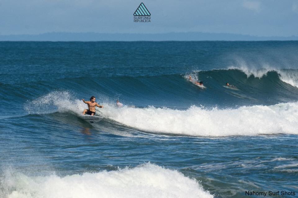 SurfingRepublic's tweet photo. Ya están en nuestra página web las fotos de la sesión de hoy domingo 12 de Julio. 
https://t.co/YJSfrkKlfQ
Fotos de uso libre, les agradecemos etiquetar en los créditos @surfingrepublica y @yesling_nahomy🤘🏽
#GoSurfing #SurfingRepublica #CostaRica #PuraVida #Surfing #PlayaHermosa https://t.co/RvVZUrZc4Q
