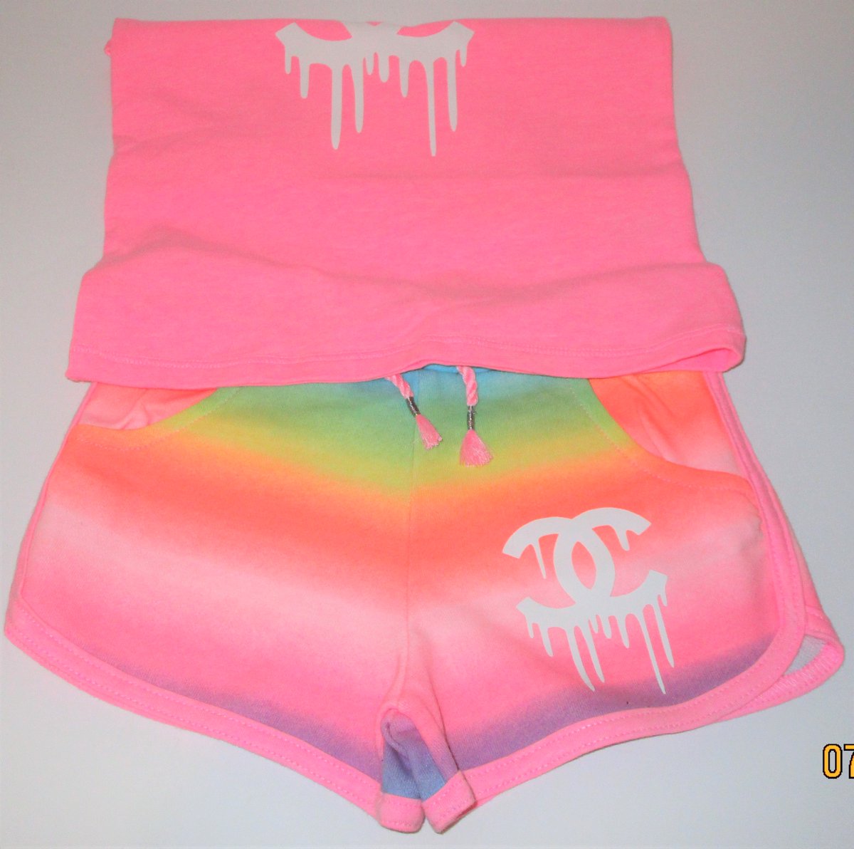 Fancii11's tweet photo. #cute #LasVegas #fashion #fashionstyle #hotgirlsummer #fancy #clothing #tiedye #2pieces #giveaway #Options #NewBusiness #theshaderoom #ICONIC #merchandise https://t.co/CBcP4PUbRE