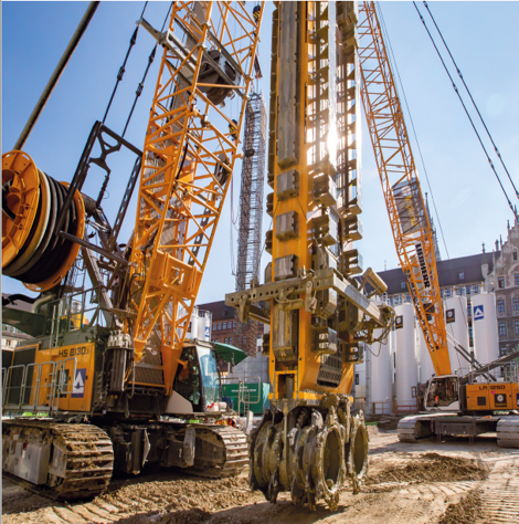 iberica_s's tweet photo. La hidrofresa #LSC8-18 de @Liebherr junto a la máquina #HS8130.1 de @Liebherr han realizado trabajos en una obra en el centro de Múnich, para la red ferroviaria Deutsche Bahn. @iberica_s @Liebherr
https://t.co/BcSKcVy0ba
https://t.co/WkXcD9gnzu
#Liebherr #LiebherrIbérica https://t.co/BUslUKxGd2