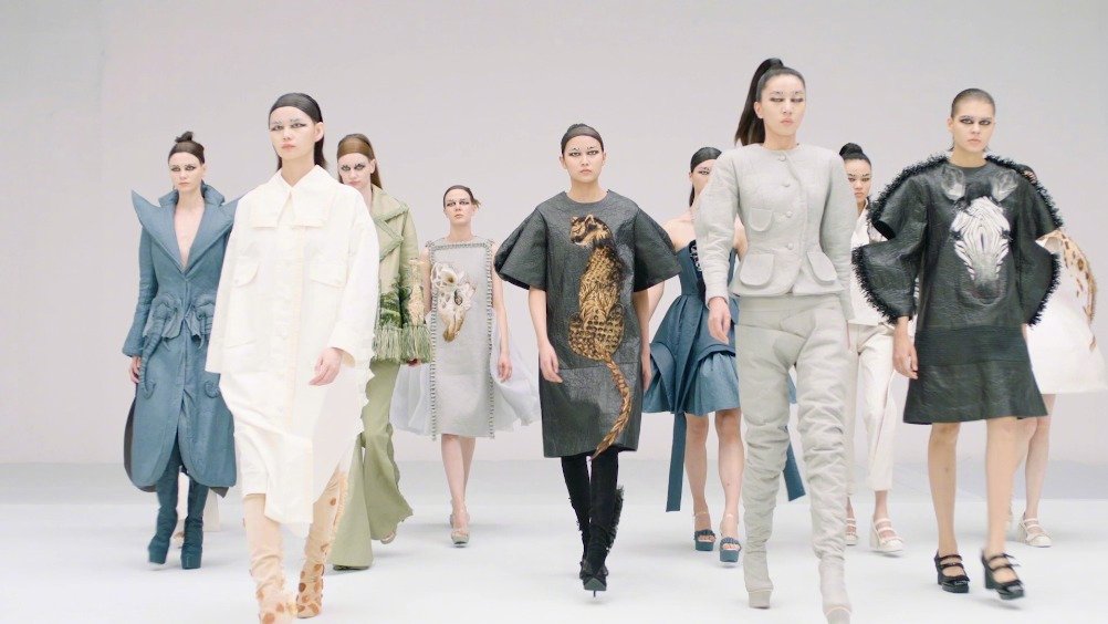 Terence Chu on Twitter: "We are at the peak of the digital revolution. The epidemic has accelerated revolution. Digitalization of fashion weeks will never replace live events, but the form is enriched