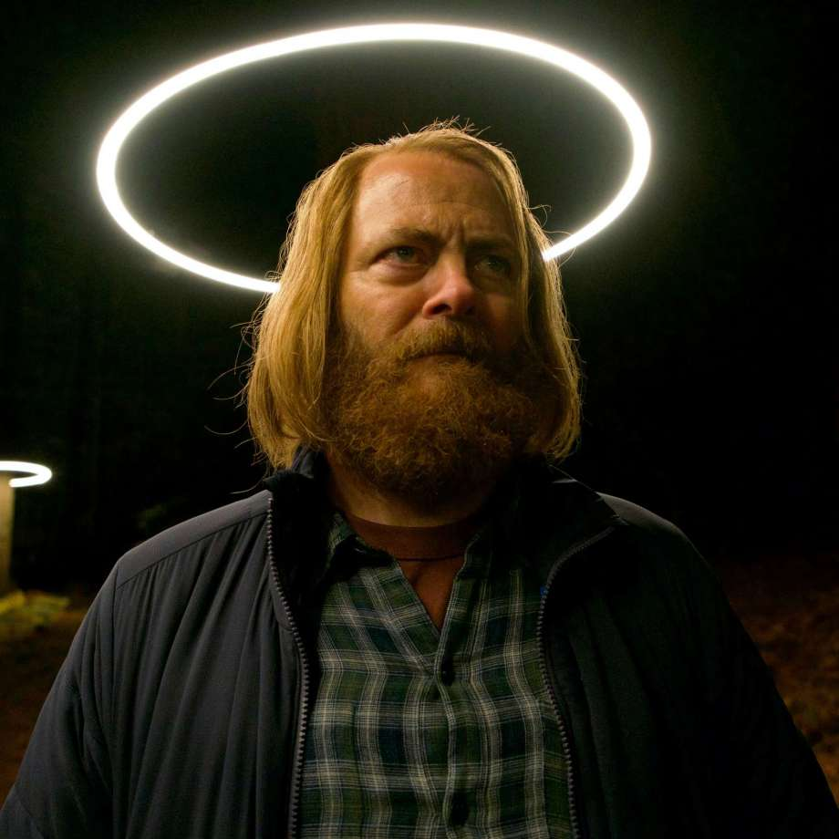 techitv's tweet image. Hvad foregår der egentlig i techgiganternes udviklingsafdelinger? Alex Garland givet et bud med "Devs", som en hightech-krimi langt langt ude i skoven i teknologibranchen. Meget mere i nyeste episode af Tech i TV, som du finder hvor som helst du ellers lytter podcasts. #dkpodcast