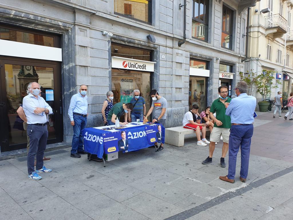 Azione_it's tweet photo. Ad Alessandria, Trento e Napoli la domenica si passa in #Azione 👊 

💻 Iscriviti su https://t.co/QIuDsK7Aj2 https://t.co/ZDaKVhw7ct
