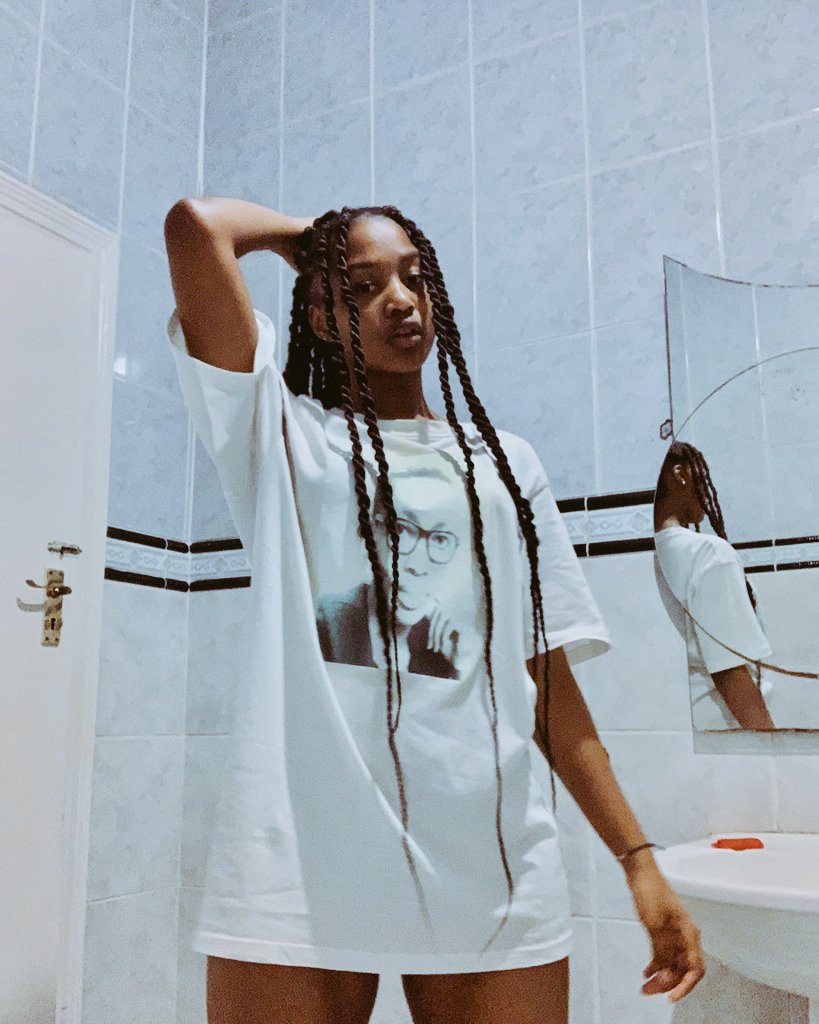 problem_tic's tweet image. MADE IN LAGOS 🌺
