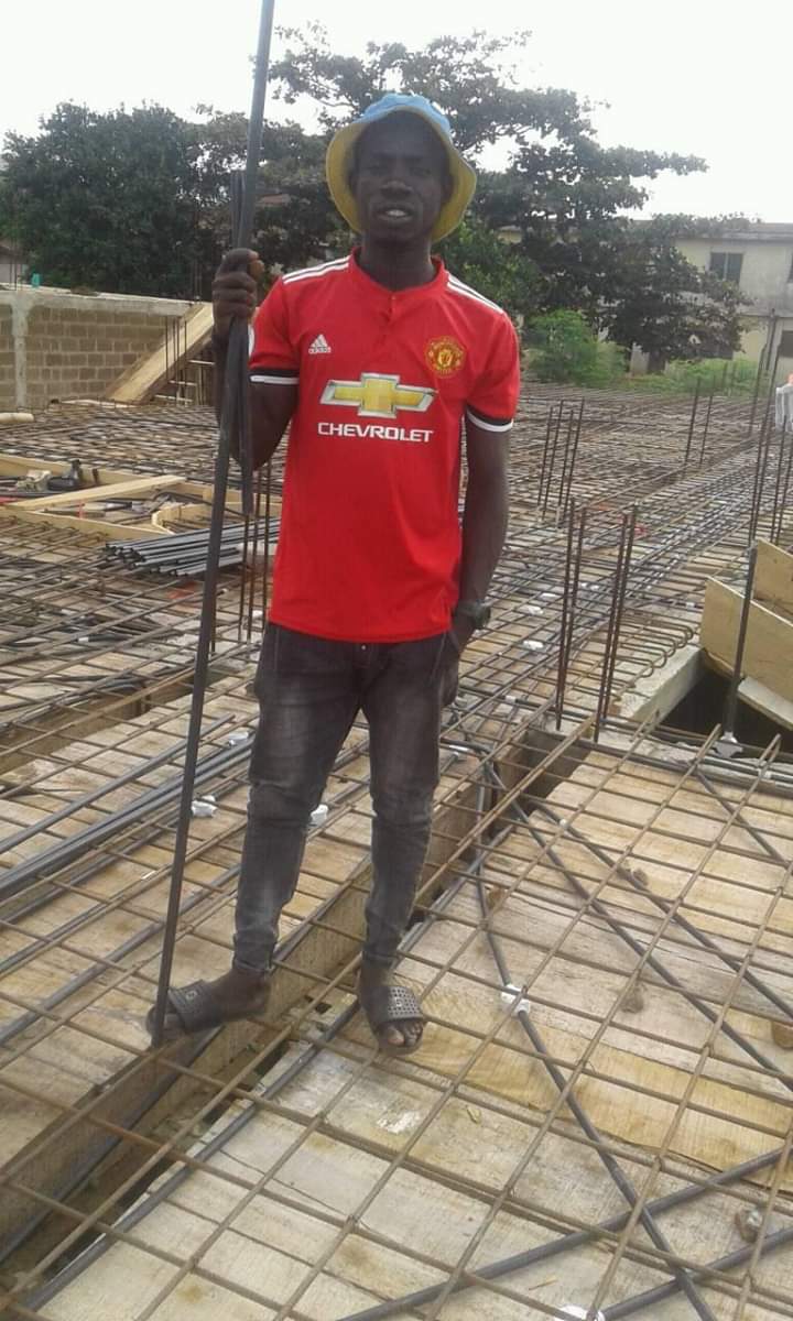 EngineerT28's tweet photo. Because is Monday ✊❤
Dm for #Electrical_installation
#Rt plz 🙏❤
#MUFC #MUNSOU https://t.co/y4svgBrI39